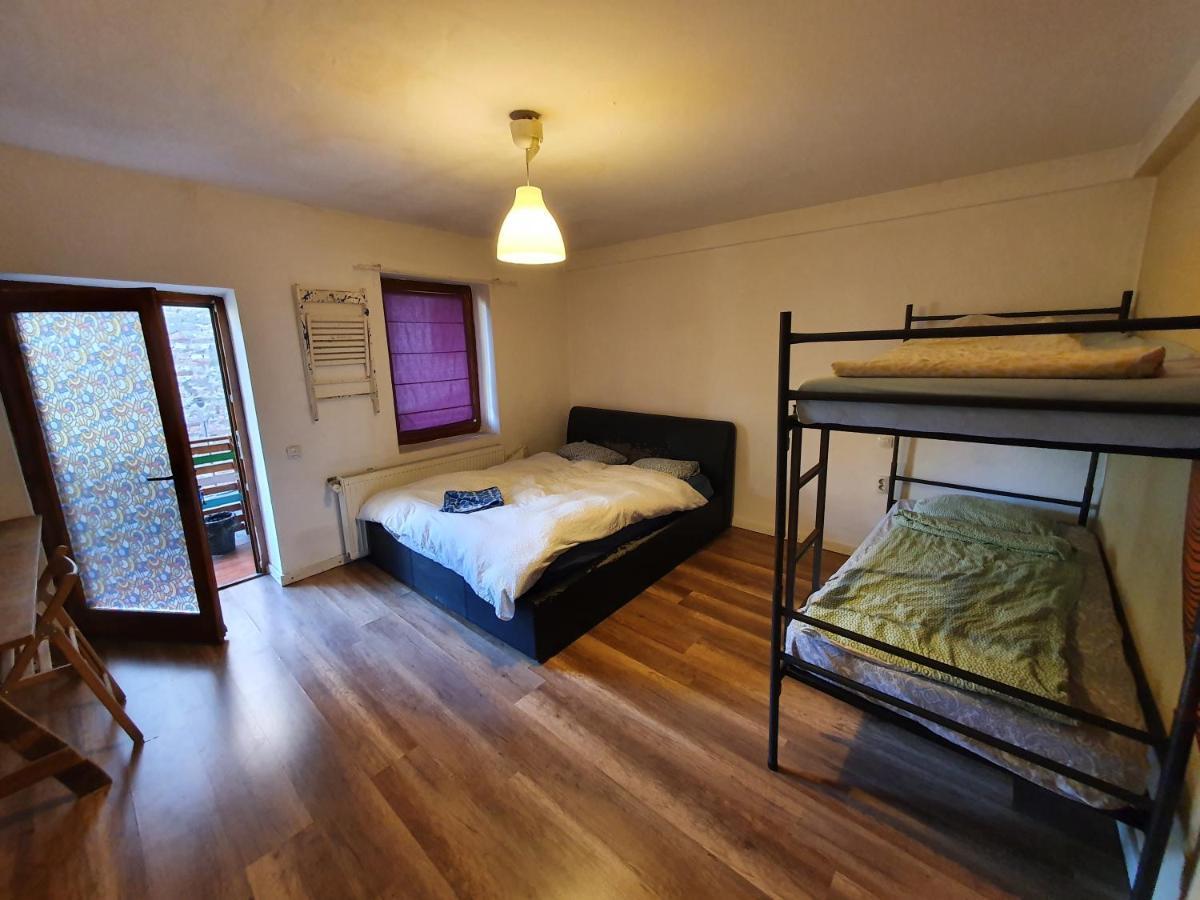 Zen Hostel Cluj Napoca Bagian luar foto